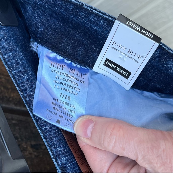 Judy Blue High Waist Exposed Button Fly Straight Jeans NWT In Dark Wash Sz 7/28 - Picture 4 of 15
